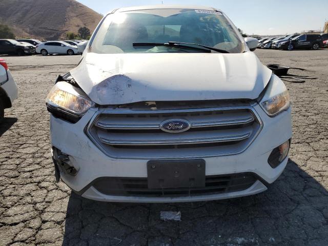 1FMCU9GD2KUC07284 - 2019 FORD ESCAPE SE WHITE photo 5