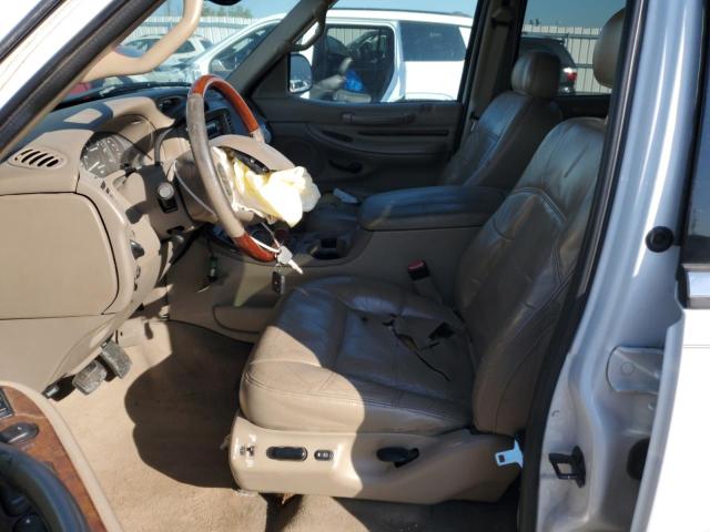5LMFU28R62LJ10770 - 2002 LINCOLN NAVIGATOR 白色 照片 7