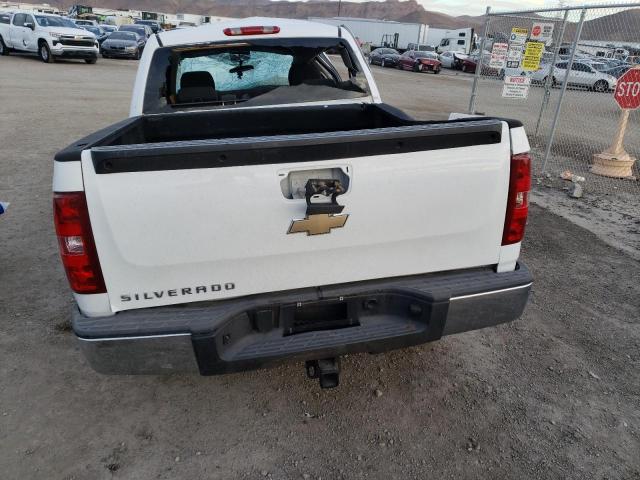 2GCEC13C581287988 - 2008 CHEVROLET SILVERADO C1500 WHITE photo 6