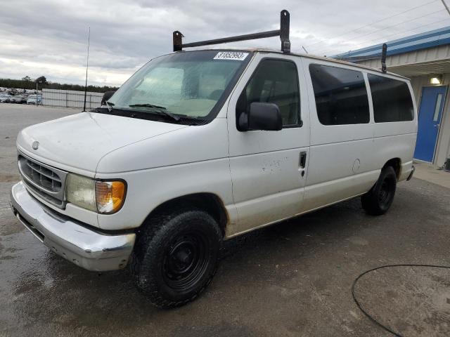 1FMRE11202HB41343 - 2002 FORD ECONOLINE E150 WAGON WHITE photo 1