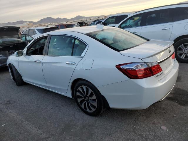 1HGCR6F36FA008647 - 2015 HONDA ACCORD HYBRID WHITE photo 2