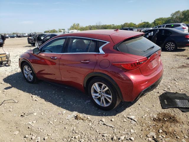 SJKCH5CP7JA059986 - 2018 INFINITI QX30 BASE RED photo 2