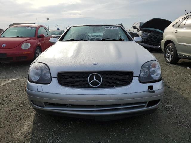 WDBKK47F9XF125637 - 1999 MERCEDES-BENZ SLK 230 KOMPRESSOR SILVER photo 5