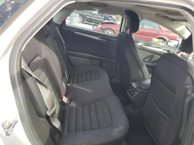 3FA6P0H7XDR268511 - 2013 FORD FUSION SE SILVER photo 10