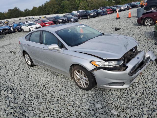 3FA6P0H7XDR268511 - 2013 FORD FUSION SE SILVER photo 4