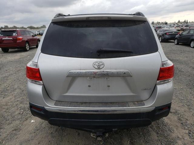 5TDBK3EH3DS235286 - 2013 TOYOTA HIGHLANDER BASE ვერცხლისფერი ფოტო 6