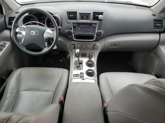 5TDBK3EH3DS235286 - 2013 TOYOTA HIGHLANDER BASE ვერცხლისფერი ფოტო 8