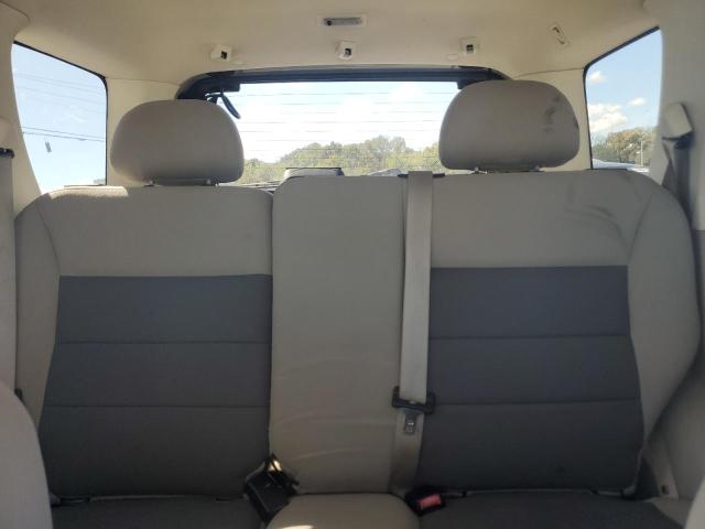 1FMCU03Z88KC67572 - 2008 FORD ESCAPE XLT 银色 照片 10