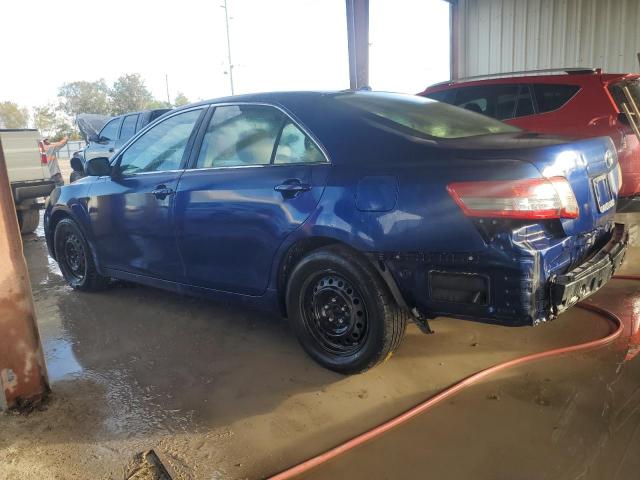 4T1BF3EK3BU600392 - 2011 TOYOTA CAMRY BASE BLUE photo 2