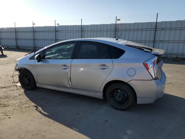 JTDKN3DU2F1989320 - 2015 TOYOTA PRIUS SILVER photo 2