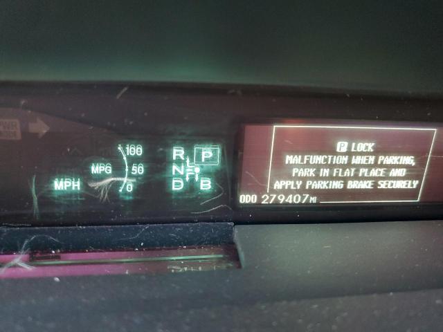 JTDKN3DU2F1989320 - 2015 TOYOTA PRIUS SILVER photo 9