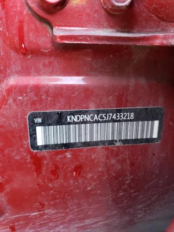 KNDPNCAC5J7433218 - 2018 KIA SPORTAGE EX RED photo 13