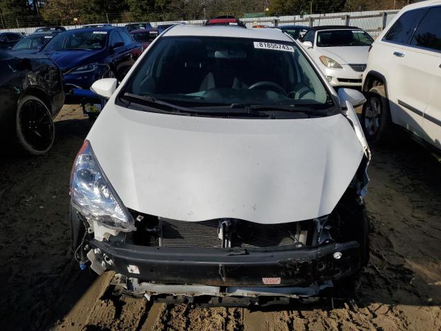 JTDKDTB35C1518819 - 2012 TOYOTA PRIUS C WHITE photo 5