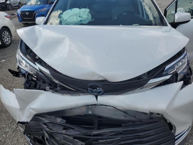 5TDJRKEC3PS177528 - 2023 TOYOTA SIENNA XLE Белый фото 12