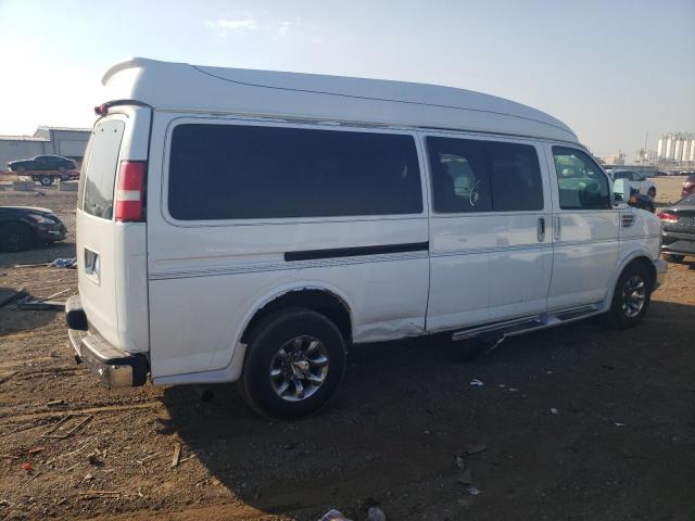 1GAZG1FG2B1172632 - 2011 CHEVROLET EXPRESS G3 LT Սպիտակ լուսանկար 3
