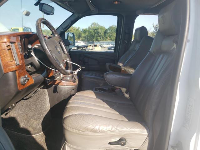 1GAZG1FG2B1172632 - 2011 CHEVROLET EXPRESS G3 LT Սպիտակ լուսանկար 7