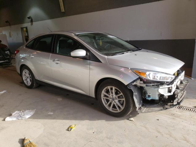 1FADP3F23JL251561 - 2018 FORD FOCUS SE SILVER photo 4