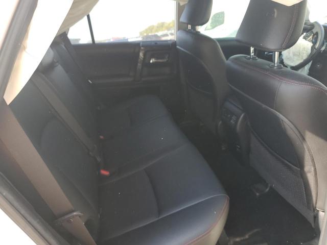 JTEBU5JR0J5603019 - 2018 TOYOTA 4RUNNER SR5/SR5 PREMIUM 白色 照片 10