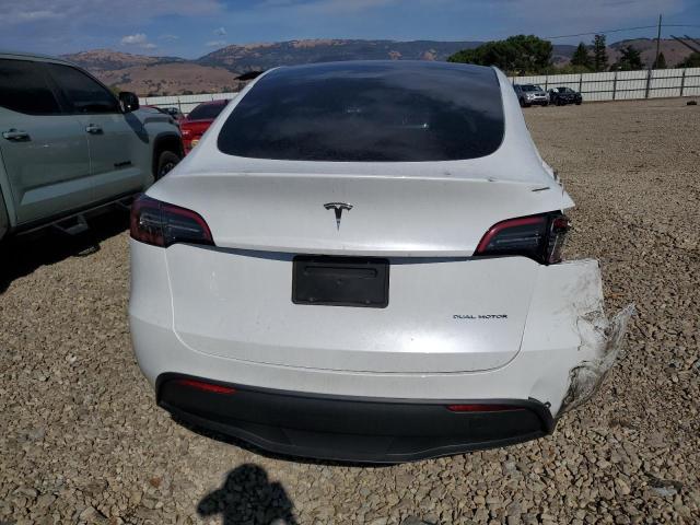 7SAYGDEE0PA128681 - 2023 TESLA MODEL Y 白色 照片 6