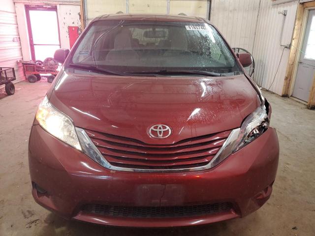 5TDKK3DC6FS551371 - 2015 TOYOTA SIENNA LE RED photo 5