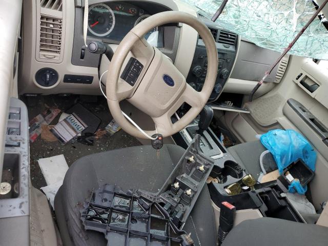 1FMCU0C7XCKB81414 - 2012 FORD ESCAPE XLS 银色 照片 8