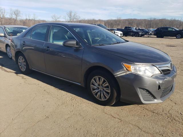 4T1BF1FK2EU401860 - 2014 TOYOTA CAMRY L GRAY photo 4