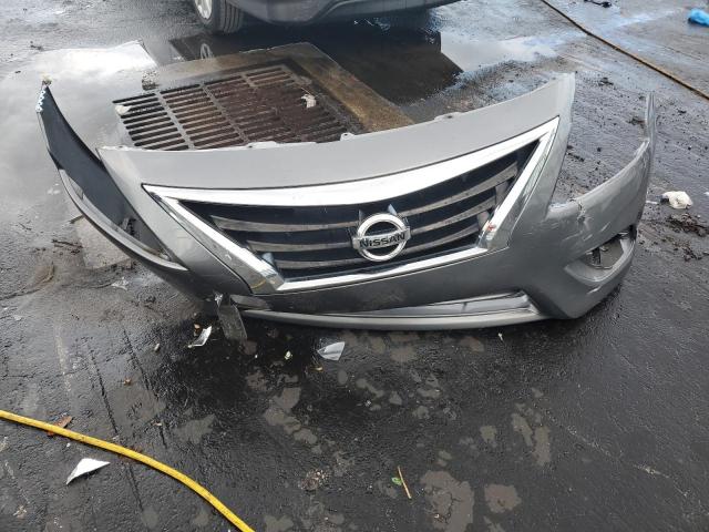 3N1CN7AP2GL879293 - 2016 NISSAN VERSA S 灰色 照片 12