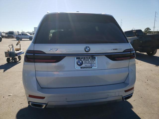 5UX23EM05S9X32077 - 2025 BMW X7 XDRIVE40I WHITE photo 6