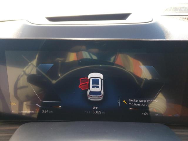 5UX23EM05S9X32077 - 2025 BMW X7 XDRIVE40I WHITE photo 9