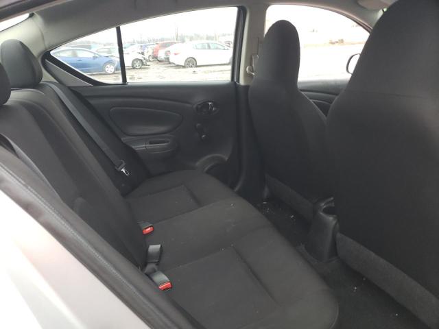 3N1CN7AP5FL927819 - 2015 NISSAN VERSA S GRAY photo 10