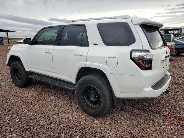 JTEBU5JR8J5542115 - 2018 TOYOTA 4RUNNER SR5/SR5 PREMIUM თეთრი ფოტო 2