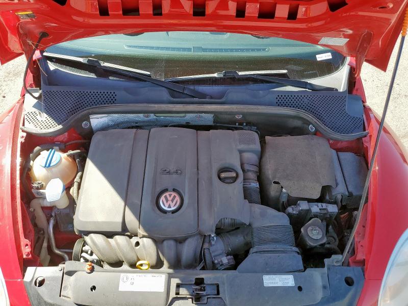 3VWJP7AT0DM683576 - 2013 VOLKSWAGEN BEETLE 红色 照片 11