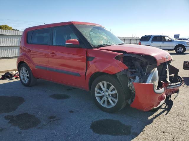 KNDJT2A6XD7632527 - 2013 KIA SOUL + RED photo 4