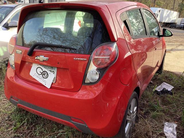 KL8CB6S99FC789867 - 2015 CHEVROLET SPARK LS RED photo 4