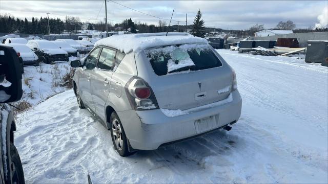 5Y2SM67019Z410417 - 2009 PONTIAC VIBE SILVER photo 2