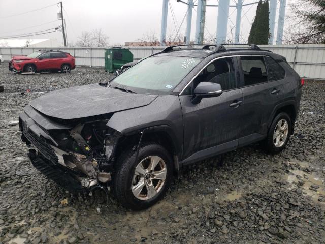 2T3W1RFV1MC089711 - 2021 TOYOTA RAV4 XLE GRAY photo 1