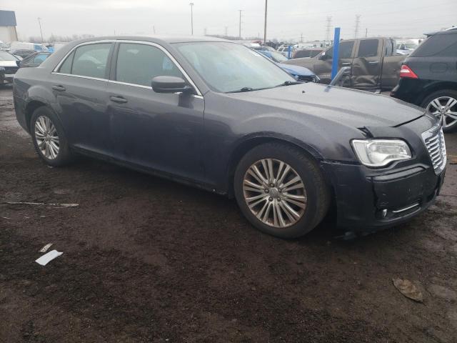 2C3CCARG7DH703725 - 2013 CHRYSLER 300 GRAY photo 4