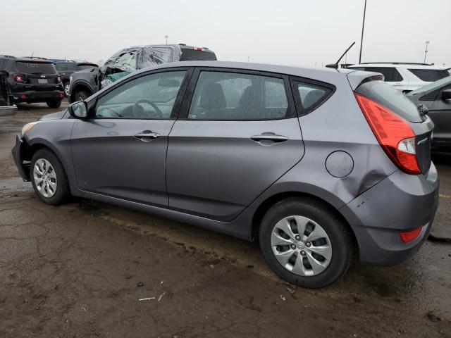 KMHCT5AE5GU252868 - 2016 HYUNDAI ACCENT SE GRAY photo 2