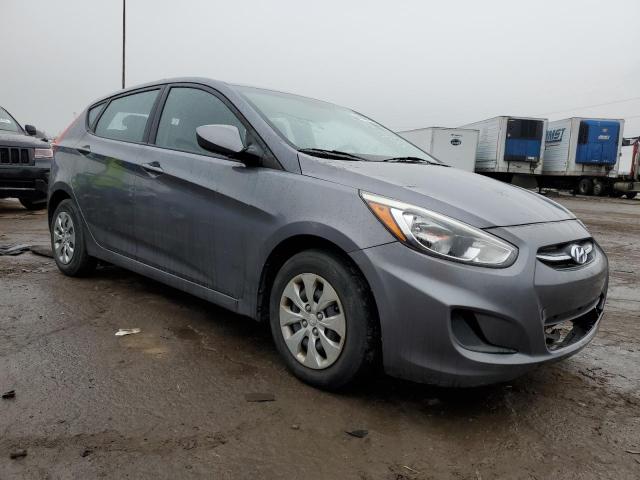 KMHCT5AE5GU252868 - 2016 HYUNDAI ACCENT SE GRAY photo 4