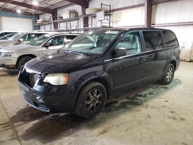 2010 CHRYSLER TOWN & COU LX, 