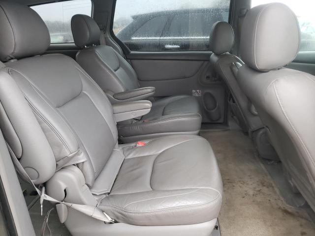 5TDZA23C74S171109 - 2004 TOYOTA SIENNA CE SILVER photo 10