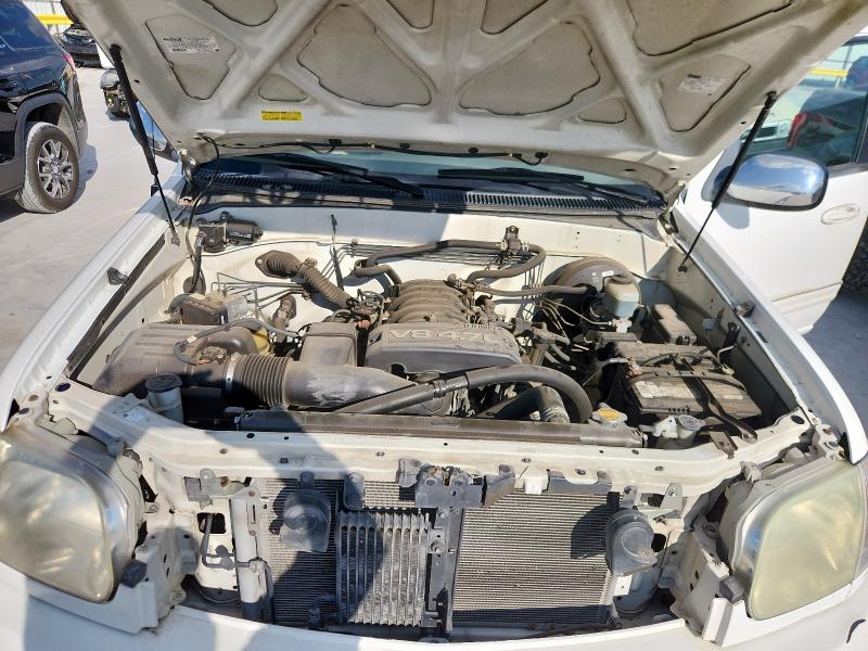 5TBET34106S529500 - 2006 TOYOTA TUNDRA DOUBLE CAB SR5 WHITE photo 11