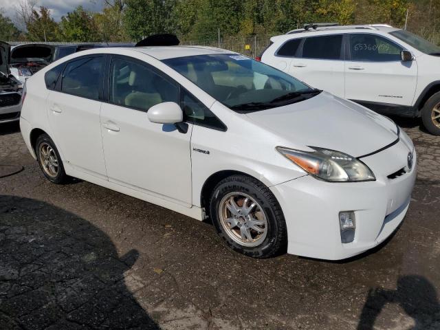 JTDKN3DU7B0301652 - 2011 TOYOTA PRIUS WHITE photo 4