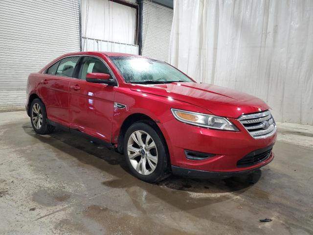 1FAHP2HWXAG126495 - 2010 FORD TAURUS SEL RED photo 4