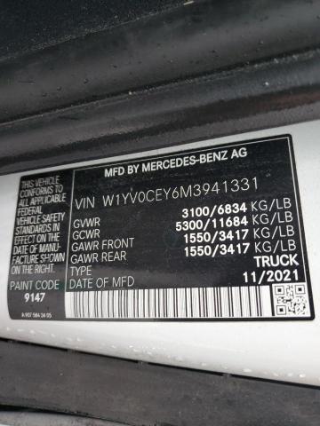 W1YV0CEY6M3941331 - 2021 MERCEDES-BENZ METRIS TWO TONE photo 12