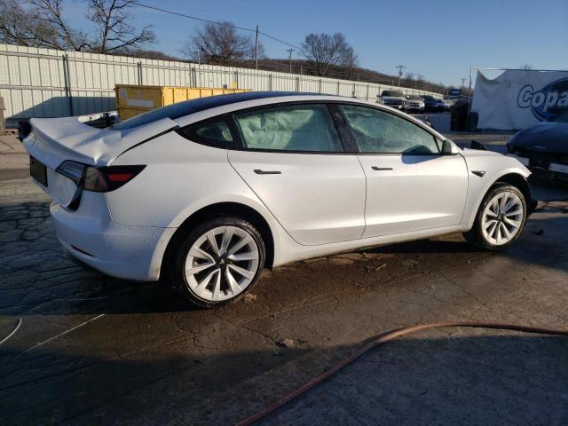 5YJ3E1EA0NF287337 - 2022 TESLA MODEL 3 WHITE photo 3