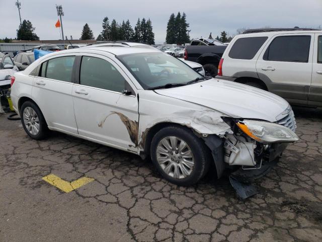 1C3CCBAG8DN736628 - 2013 CHRYSLER 200 LX WHITE photo 4