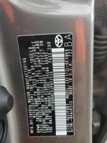 5YFBURHEXJP853546 - 2018 TOYOTA COROLLA L 棕色 照片 12