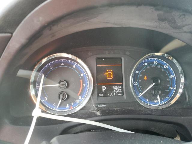 5YFBURHEXJP853546 - 2018 TOYOTA COROLLA L 棕色 照片 9