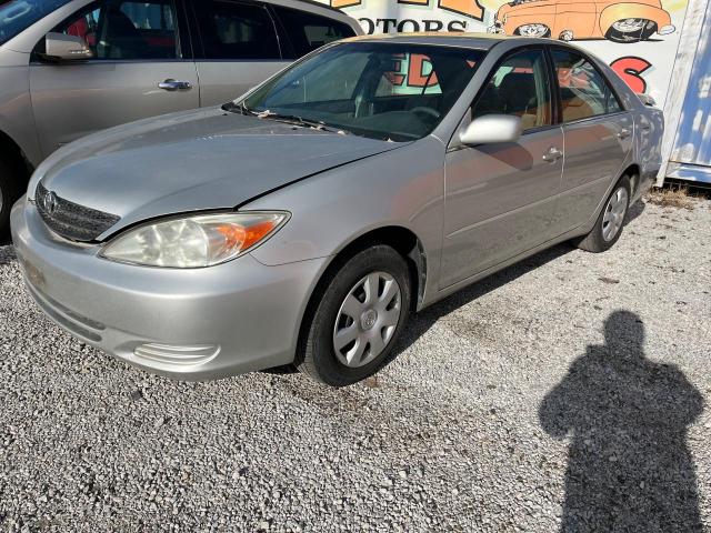 4T1BE32K43U161177 - 2003 TOYOTA CAMRY LE SILVER photo 2